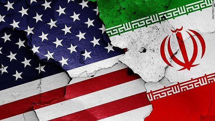 Iran bất ngờ trừng phạt hàng chục quan chức Mỹ