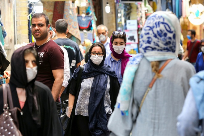 Tổng thống Rouhani tuyên bố 25 triệu người Iran đã nhiễm Covid-19