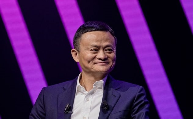 Tỉ phú Jack Ma giàu hơn người thừa kế Walmart sau thương vụ IPO của Ant Group