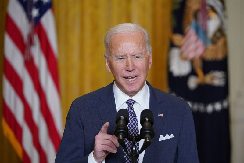 Ông Biden kéo dài các lệnh trừng phạt Iran