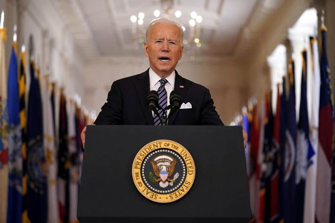 Ông Biden lên án bạo lực với người gốc Á, ''chốt'' mục tiêu chống Covid-19