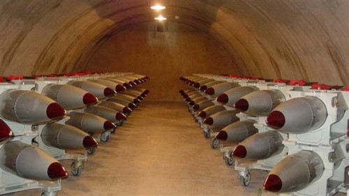 Nga kêu gọi Mỹ chỉ đặt vũ khí hạt nhân trên lãnh thổ của mình