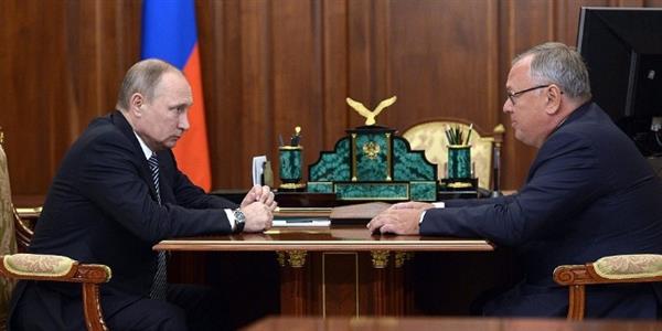 Phương Tây đánh kinh tế Nga để 'giật sập' Điện Kremlin