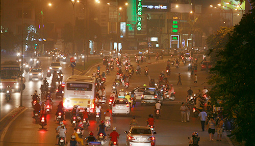 Hà Nội lại chìm trong khói trắng