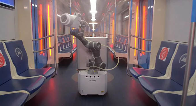Gardy Metrobot - Máy tự động khử trùng độc đáo từ nước Nga