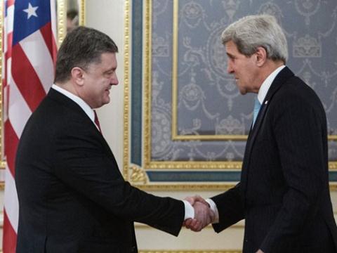 Ukraine: Nã pháo Mariupol, chuyên gia Đức cảnh báo lòng Mỹ