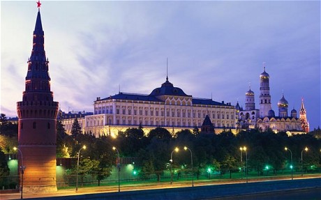 Người Nga hoảng hốt khi Điện Kremlin mù mịt khói