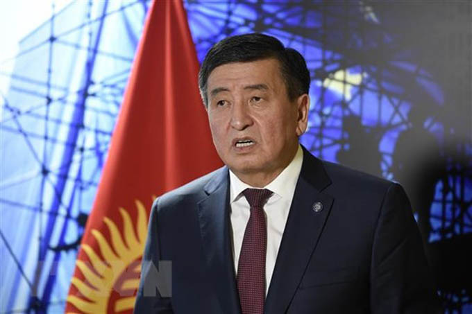 Tổng thống Kyrgyzstan ban bố lệnh tình trạng khẩn cấp ở thủ đô
