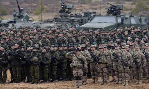 Nga tích cực tăng cường sức mạnh quân đội