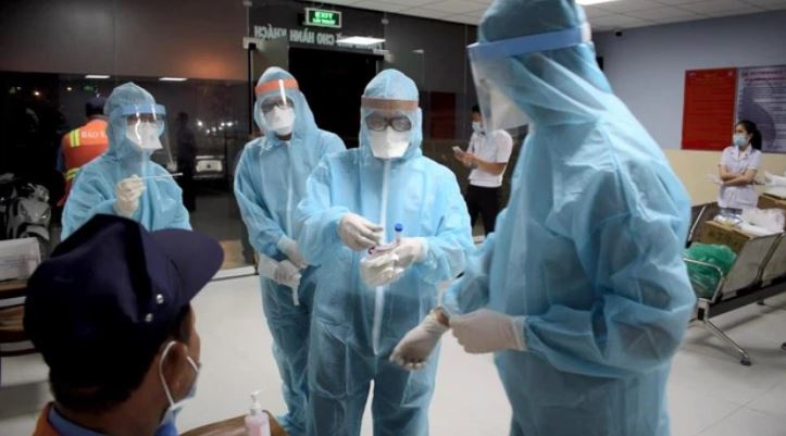 Thêm 2 mẹ con nghi nhiễm Covid-19 tại TP.HCM liên quan đến sân bay Tân Sơn Nhất