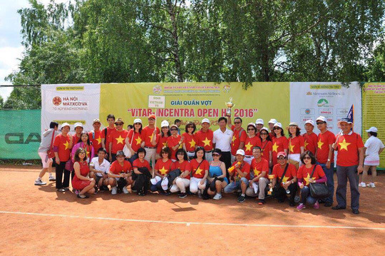 Kết nối cộng đồng người Việt ở Nga bằng quần vợt
