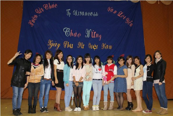 Ngày phụ nữ Việt Nam trên quê hương Lê Nin