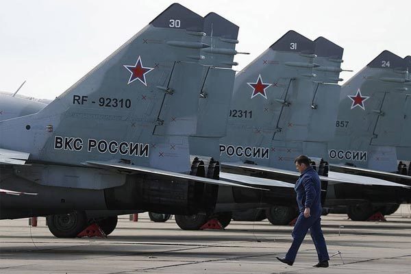 Lí do Nga bất ngờ hủy duyệt binh của dàn chiến đấu cơ