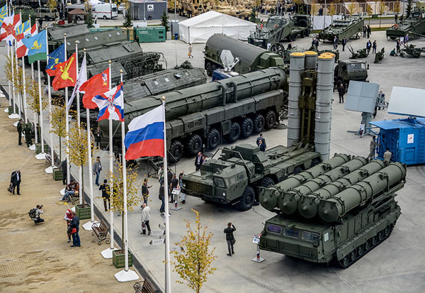 Lộ danh sách vũ khí “khủng” Nga vừa mua với 1.000 tỷ Rub