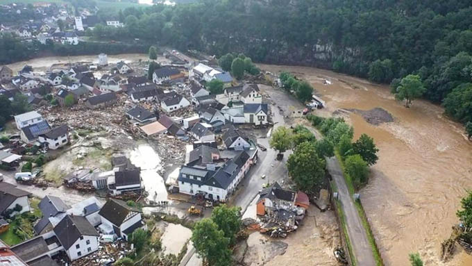 Lũ lụt kinh hoàng ở Đức, 21 người chết