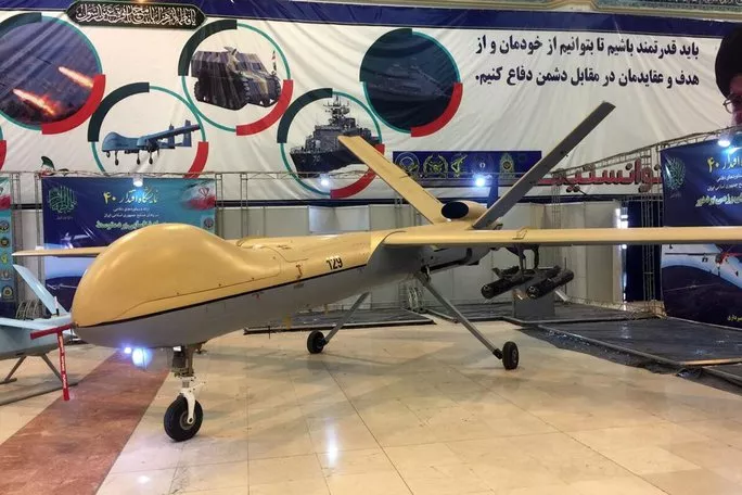 Bị phương Tây trừng phạt 43 năm, Iran chế tạo UAV bằng cách nào?