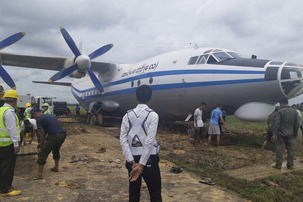 Myanmar đóng cửa sân bay lớn nhất vì máy bay quân sự 'Made in China' gặp sự cố