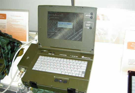 Máy tính quân sự Nga không sợ: nước, lửa, rơi, va chạm