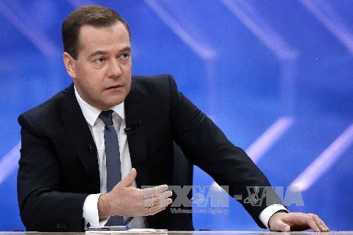 Thủ tướng Medvedev: Nga sẽ không tự cô lập mình với thế giới