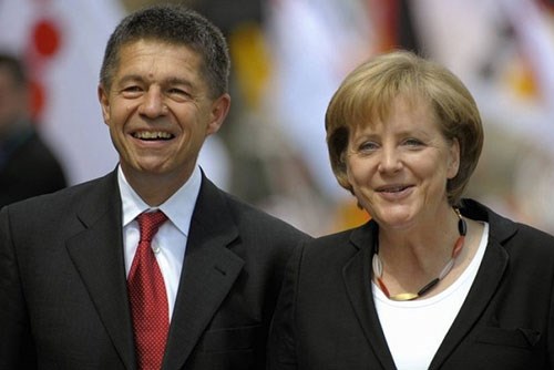 Người đàn ông lặng lẽ bên Thủ tướng Đức Angela Merkel