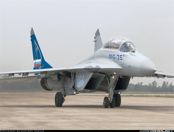 MiG-35 - 