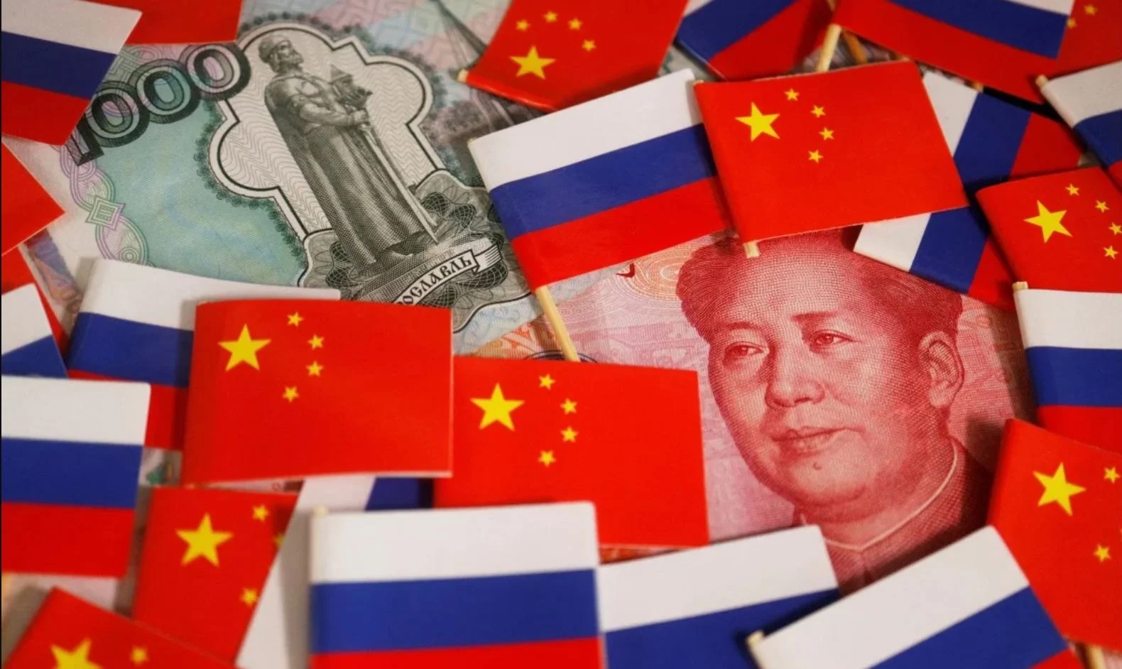 ''Quả bom hẹn giờ'' sắp nổ, Trung - Nga gấp rút tìm cách đối phó