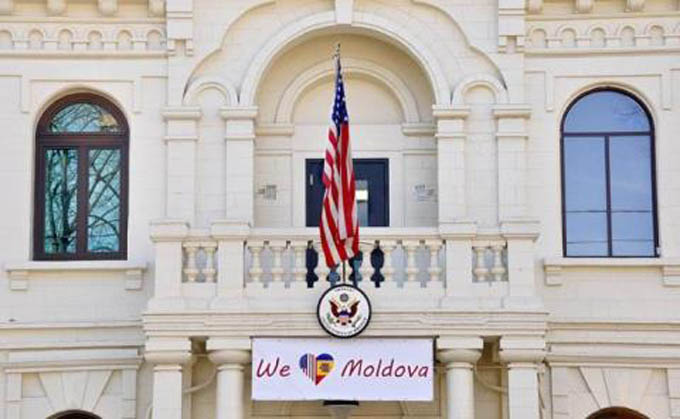 Tiếp theo là Moldova: Mỹ vây Nga bằng vành đai xung đột?
