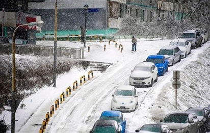 Nga: Hậu quả kinh hoàng của trận mưa băng ở Vladivostok