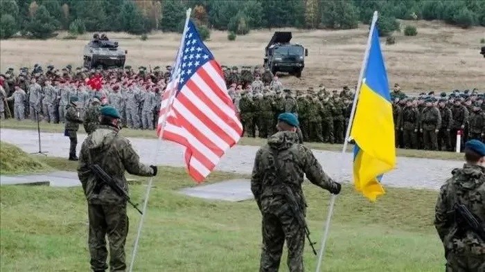 Nghị sĩ Mỹ phẫn nộ vì cứ mỗi giây Mỹ lại chi 80 nghìn USD cho Kiev