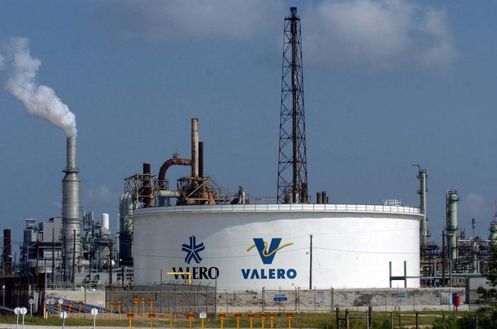 Nhà máy lọc dầu lớn thứ hai của Mỹ xin phép nhập khẩu dầu của Venezuela