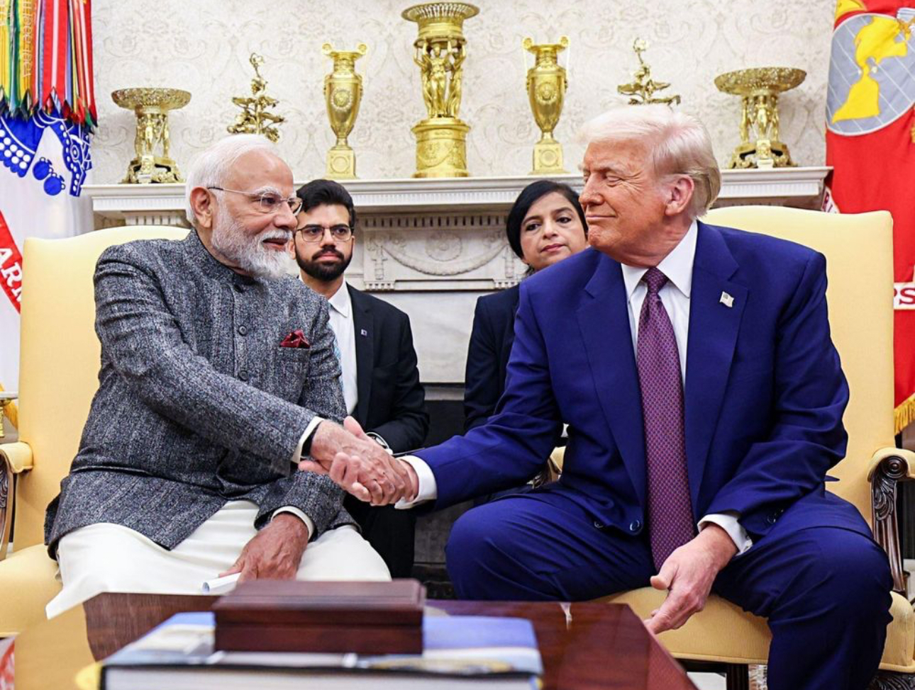 Ngoại giao liên kết kép của Ấn Độ giữa Nga và Mỹ