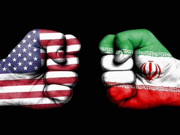 Mỹ phong tỏa tiếp 18 ngân hàng của Iran
