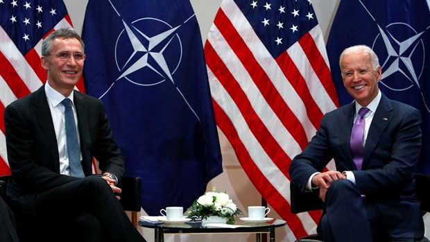 Mỹ tái khẳng định cam kết với khả năng phòng thủ tập thể của NATO