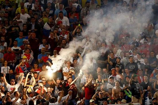 Đội tuyển Nga nhận án phạt từ UEFA