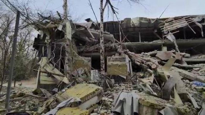 Nga tố Ukraine tấn công vào bệnh viện dân sự ở Lugansk khiến 14 người thiệt mạng