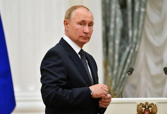 Tổng thống Putin hy vọng vaccine Sputnik sẽ bảo vệ mình