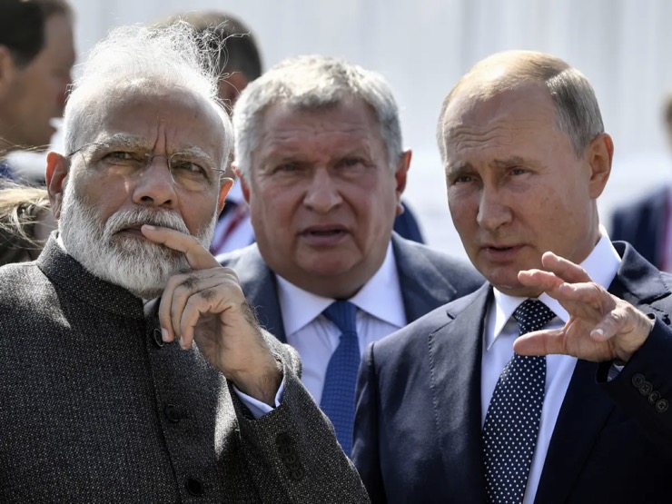 Ấn Độ nhập khẩu dầu của Nga với mức kỷ lục