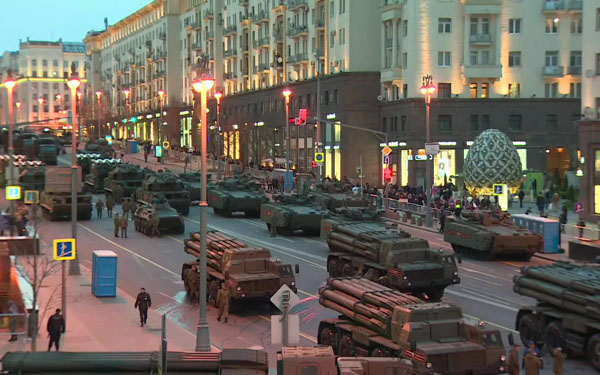 Cận cảnh dàn khí tài Nga tổng duyệt cho lễ diễu binh ngày Chiến thắng