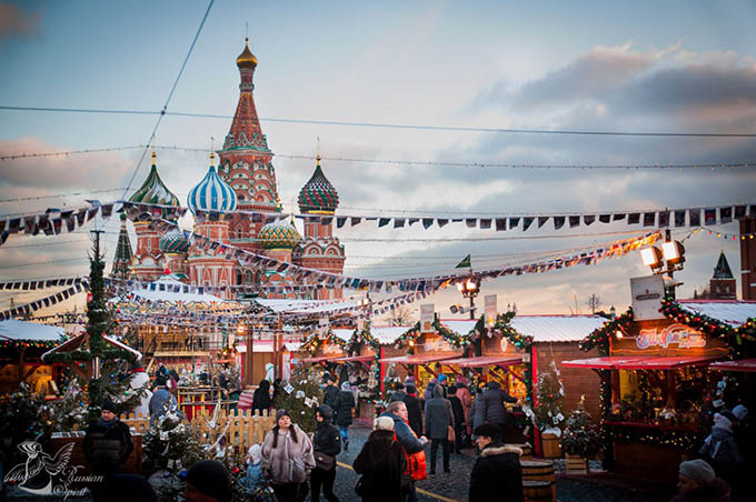 'Năm mới cũ' và tục tắm băng Hiển linh ở nước Nga