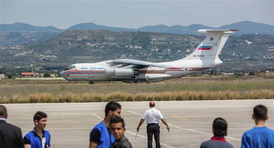 Hai máy bay Nga chở 80 tấn hàng viện trợ đến Syria