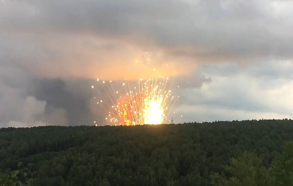 Nổ kho vũ khí lớn tại Nga, hai ngôi làng phải sơ tán