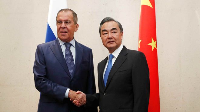 Vì sao Trung Quốc mời Ngoại trưởng Nga đến Bắc Kinh sau hội đàm Mỹ-Trung ở Alaska?