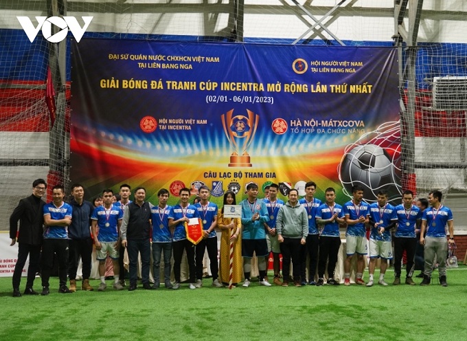 Giải bóng đá mùa đông của cộng đồng người Việt tại Nga kết thúc thành công