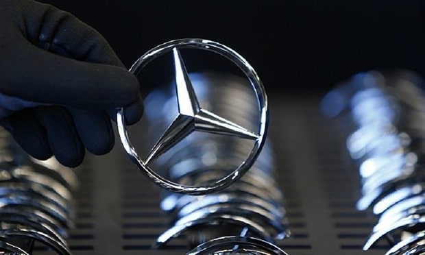 Mercedes-Benz bán bớt tài sản Nga cho nhà đầu tư địa phương