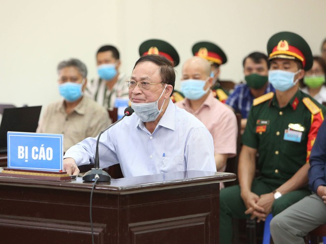 Xem xét đơn xin hưởng án treo của cựu đô đốc Nguyễn Văn Hiến
