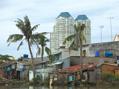 Giàu, nghèo đều khóc