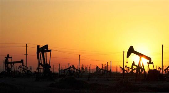 Giá dầu giảm mạnh, chạm mức thấp nhất trong 5 tháng