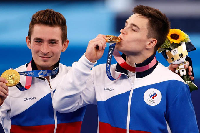 Không có đội Nga tại Olympic, nhưng người Nga thống trị khắp giải