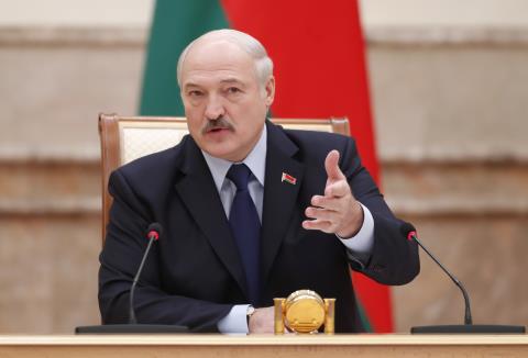 Ông Lukasheno bỗng nói chuyện tình nghĩa với Nga