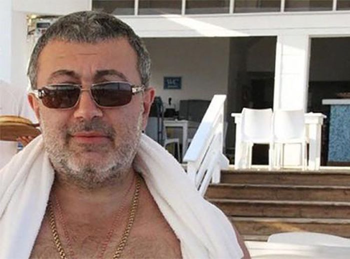Lật lại vụ ông trùm mafia bị 3 con gái sát hại ở Nga